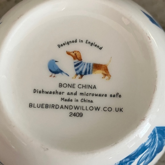 Bluebird & Willow UK Blue Birds Toile Ceramic Mug - Picture 5 of 5